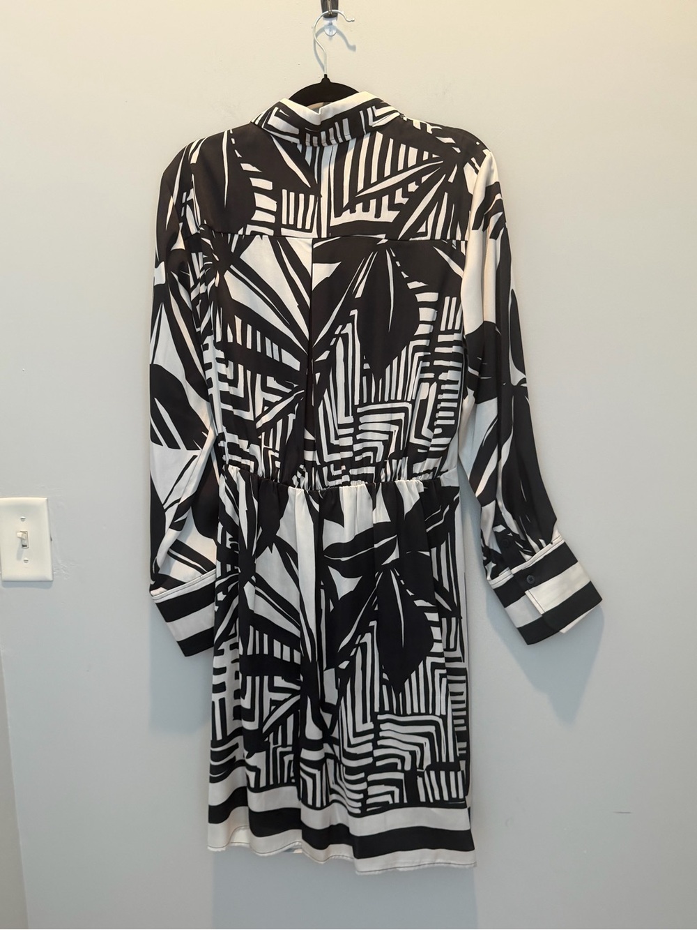 ANTONIO MELANI Odessa Black and White Long-Sleeve Printed Tie-Waist Shirt Dress - Picture 7 of 9
